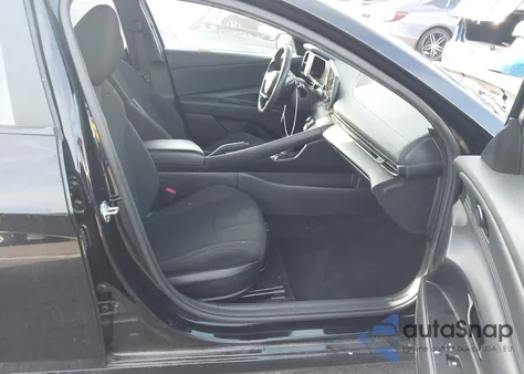 2025 Hyundai Elantra Sel Sport z USA, uszkodzony, nr VIN KMHLM4DG6SU885053